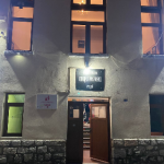 PEJË | Hapja e qendrës së votimit në shkollën “Lidhja e Prizrenit”