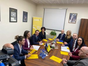 Kurti: Posta e Kosovës këtë vit po e mbyll me rreth 1 milion euro fitim