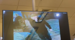 ‘Mesazhi sekret’ – publikohen pamjet kur Naim Murseli i bënte me shenjë Granit Plavës