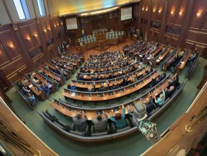 Bllokadë, akuza dhe mosfunksionalizim: Krejt çka ndodhi në Kuvend gjatë vitit 2025