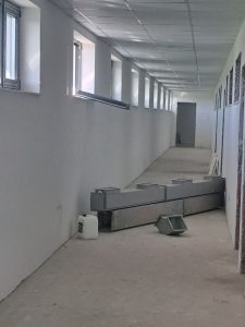 Thyhet objekti i stadiumit të Arbërisë në Lipjan, vidhen pajisje të vlefshme për stërvitje