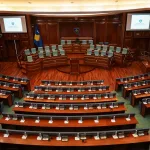 Seanca për zgjedhjen e presidentit sonte?