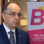 Trump nënshkruan projektligjin për rihapjen e qeverisë – merr fund mbyllja më e gjatë në histori të SHBA