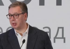 Vuçiq: SHBA e Turqia po e armatosin Kosovën