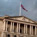 Banka e Anglisë mban normën e interesit konstante në 4%, duke përputhur parashikimet