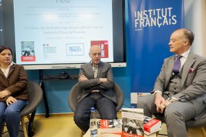 “Sekretet e Ritz-it në Prishtinë”, Philippe Collin zbardh heroin e heshtur të Parisit