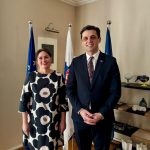 ​Ambasadorja finlandeze Laaksonen takon Hodajn, flasin për bashkëpunimin nordik në Kosovë