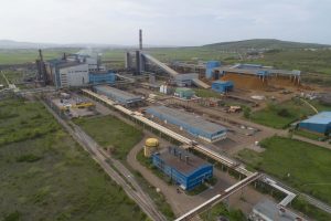 Ferronikeli redukton fuqinë punëtore