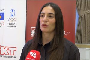 “Është përgjegjësi e madhe”, Nora Gjakova flet si trajnere e xhudos