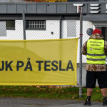 Punëtorët suedezë në grevë kundër prodhuesit të makinave Tesla
