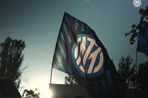 Hajdutët thyejnë shtëpinë e yllit të Interit