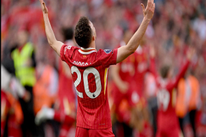 Emocion në Premier Ligë, djemtë e Jotës si maskota në “Anfield”