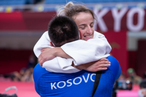 ​Distria Krasniqi e mbyll 2025-ën si e para në botë, zbulon çelësin suksesit