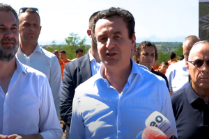 Kurti flet për ndërtimin e 20 stadiumeve të futbollit në funksion të Lojërave Mesdhetare