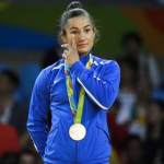 Nga dhimbjet në lavdi: Rrëfimi Majlinda Kelmendit