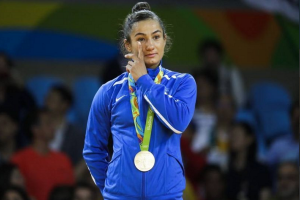 Nga dhimbjet në lavdi: Rrëfimi Majlinda Kelmendit