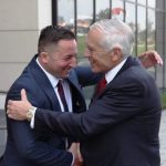 Mehaj falënderon gjeneralin Wesley Clark: Mik i kombit dhe njeri i së vërtetës