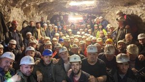 Minatorët kërkojnë rritje pagash dhe kushte më të mira pune