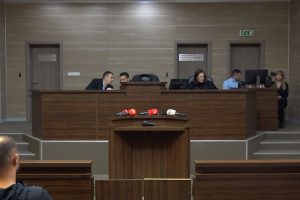 Rasti Bedri Rexhepi, mbrojtja e vëllezërve Vllasaliu kërkon rigjykim – kundërshtohet nga avokati i familjes