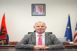 Lladrovci reagon pas dorëheqjes së Krasniqit