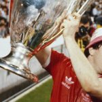 Vdes ‘Picasso’ i futbollit në moshën 72-vjeçare