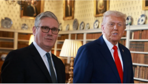 Starmer bisedon me Trumpin: Vendosja e tarifave ndaj aleatëve të NATO-s është e gabuar