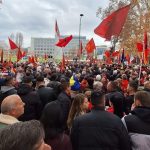 Altin Krasniqi falënderon protestuesit për mbështetjen ndaj ish-krerëve të UÇK-së