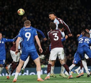 Aston Villa mposht Chelsea për të barazuar rekordin 111-vjeçar