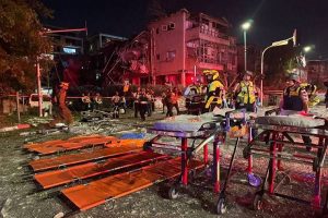 Aksionet evropiane përfundojnë me fitime mes shpresave për rihapjen e qeverisë amerikane