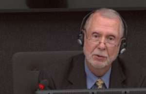 Ish-këshilltari politik i Wesley Clark: Nuk e kam lexuar aktakuzën