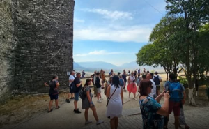 Njëqind mijë vizitorë në Kalanë e Gjirokastrës