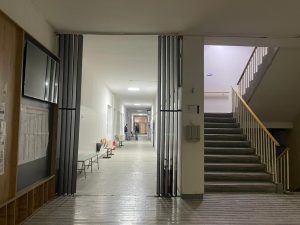 PRISHTINË | Hapja e qendrës së votimit në Fakultetin Filologjik