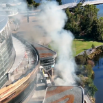 Zjarr pranë stadiumit Optus gjatë spektaklit të BBL