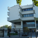 Guvernatori Ismaili paraqet para medieve dhe gazetarëve Prezantimin Vjetor për vitin 2025