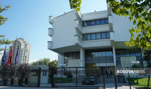 Guvernatori Ismaili paraqet para medieve dhe gazetarëve Prezantimin Vjetor për vitin 2025