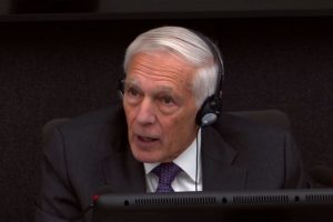 Ish-gjenerali Clark në Hagë tregon për planin e ndërhyrjes së NATO-s