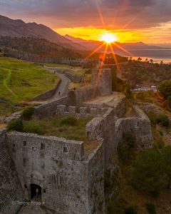 Le Figaro rendit Shqipërinë në mesin e 5 destinacioneve kulturore më të rëndësishme në botë