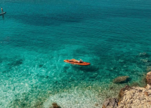 Rama: Pamje e paqtë nga Porto Palermo