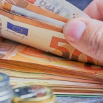 Portugalia do të rrisë pagën minimale në 920 euro