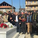 Rezistuan 6 orë ndaj forcave serbe, familjarët përkujtojnë heronjtë Afrim Zhitia e Fahri Fazliu