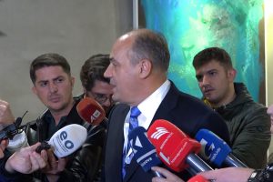 Konventa e Jashtëzakonshme, Hoxhaj flet për amanetin e Kadri Veselit