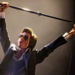 Arctic Monkeys publikojnë këngën e parë që nga 2022 për të ndihmuar fëmijët e luftës