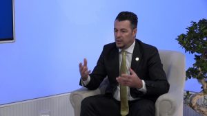 Klinaku i AAK-së zotohet për heqjen e ish-ushtarëve të UÇK-së nga listat e ndalimit të Interpolit