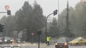 Shqipëria do të përfshihet nga moti i keq, këto janë qarqet më të rrezikuara