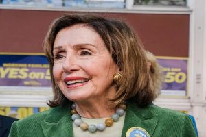 Ish-kryetarja e Dhomës së Përfaqësuesve Nancy Pelosi njofton daljen në pension pas gati 40 vjetësh