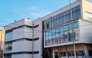 Prokuroria në Prizren ngrit aktakuzë për keqpërdorim të pozitës zyrtare dhe mashtrim në prokurim publik