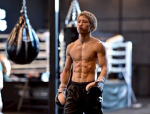 “Përbindëshi” barazon rekordin e Muhammad Ali